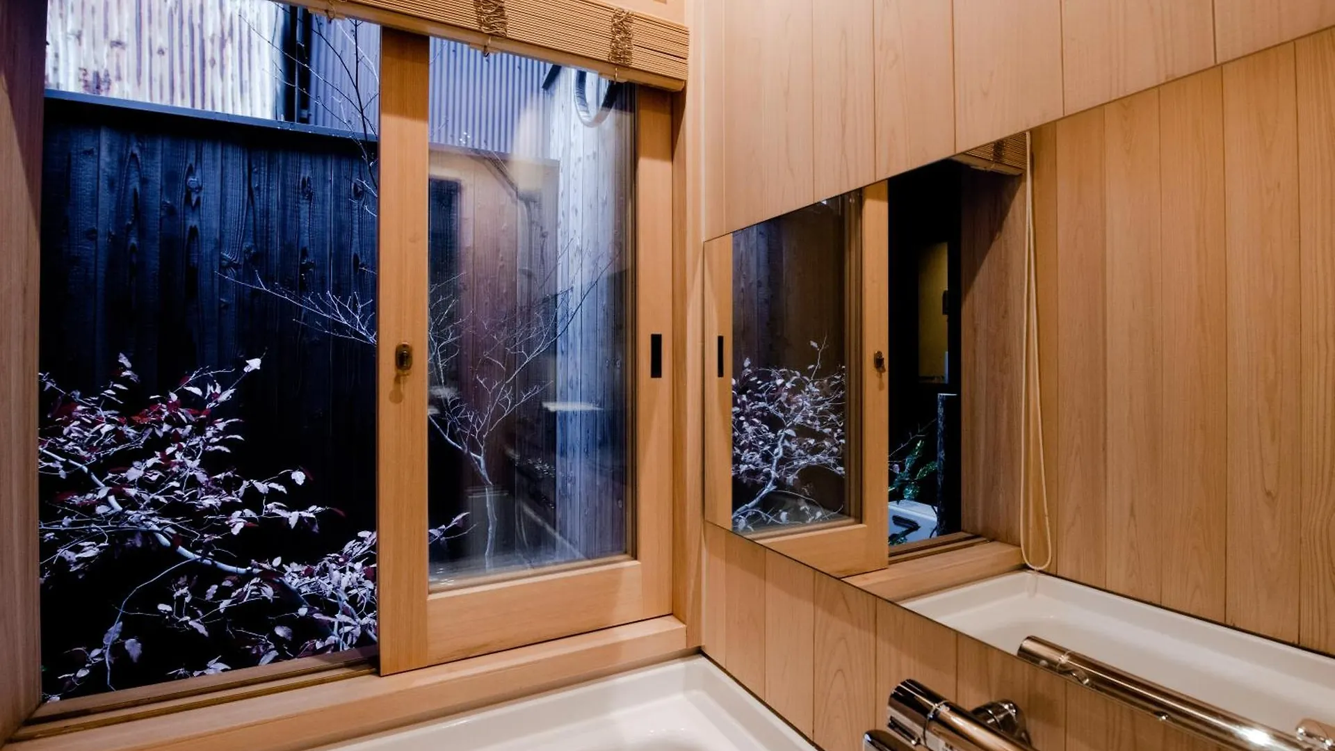Kyoya Nobuhiro Rakutyu Villa Kyoto Tatil Evi