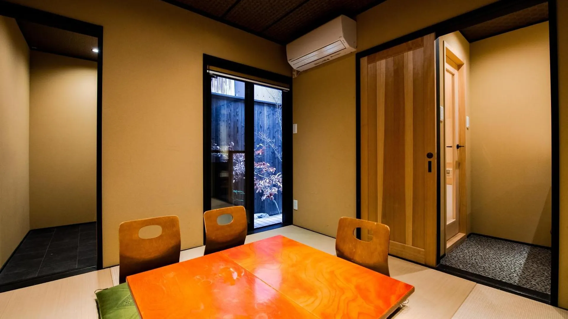 Kyoya Nobuhiro Rakutyu Villa Kyoto Tatil Evi